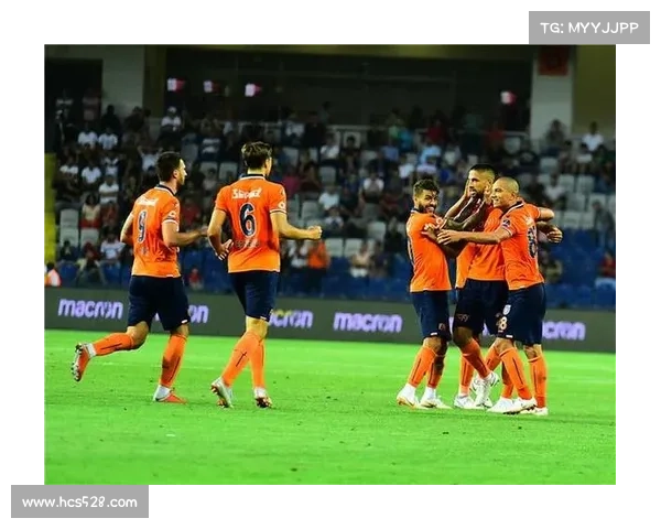 奥林匹亚科斯如何保持在希腊足球联赛的霸主地位分析